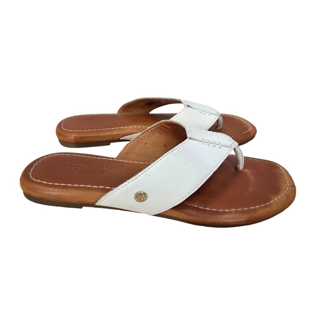 UGG Carey Flip Sandals Womens 5.5 White Leather Thong Casual Chic Minimalist
